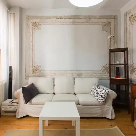 Great Location & 1bd &1lvr **taksim*galata** * Istanbul